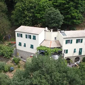 https://villa-maia-neirone.hotelitalianriviera.com