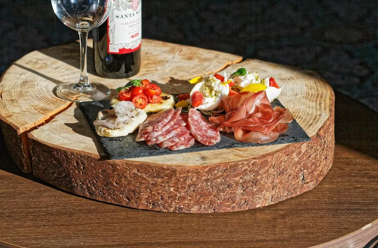 Hotel Alpino Cuasso Al Monte